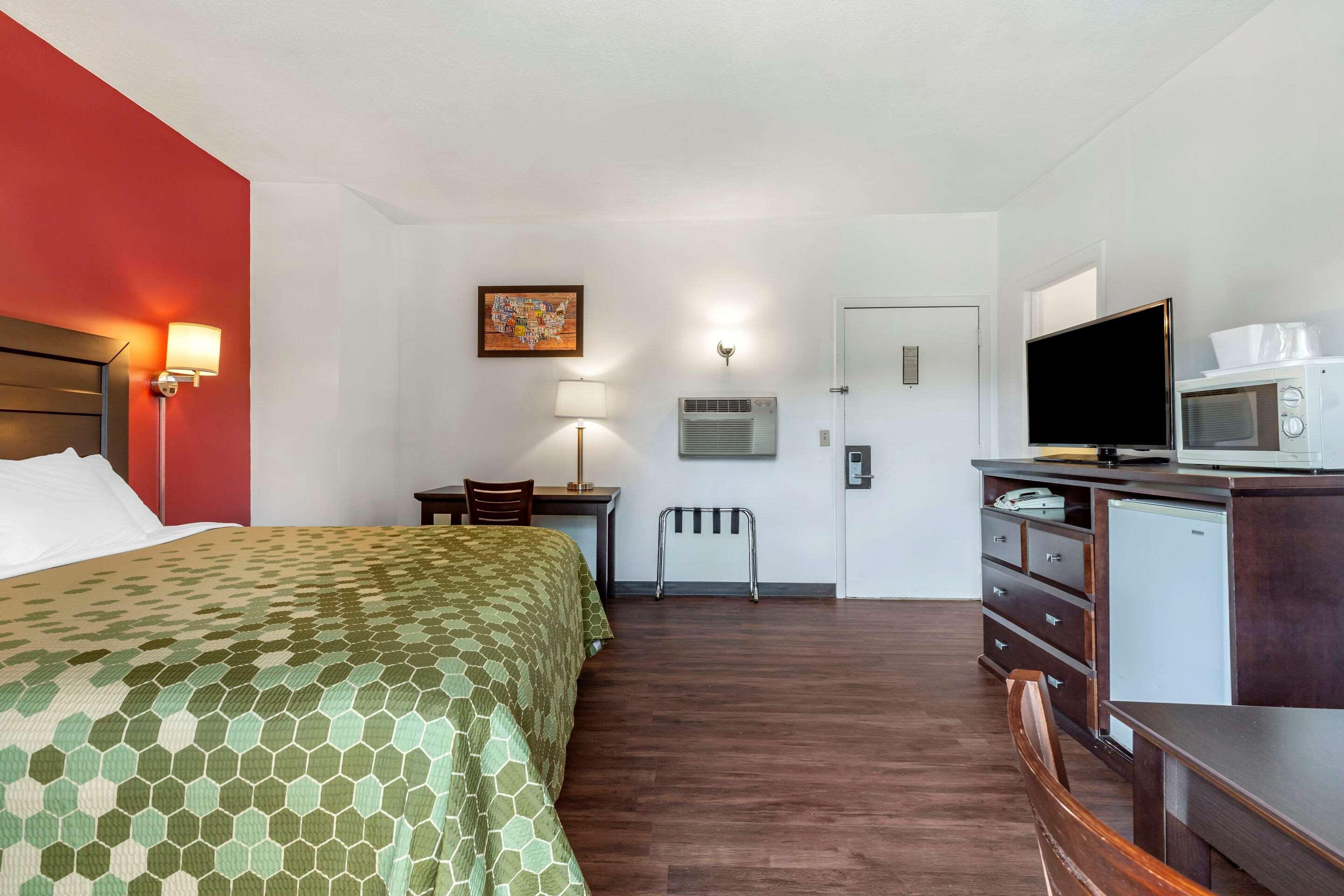 Econo Lodge Lee - Great Barrington מראה חיצוני תמונה