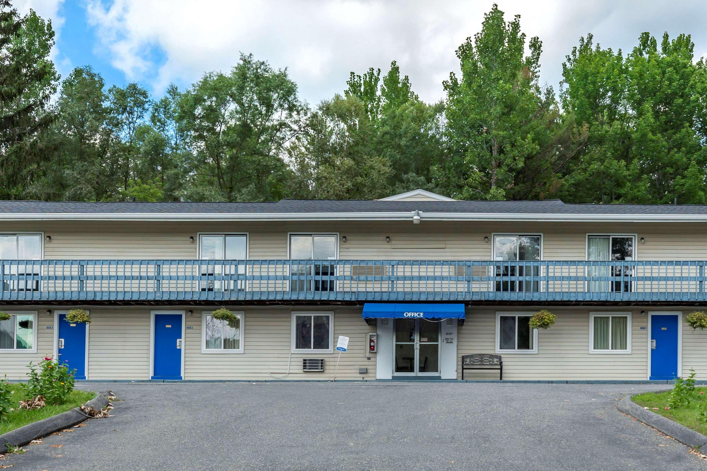 Econo Lodge Lee - Great Barrington מראה חיצוני תמונה
