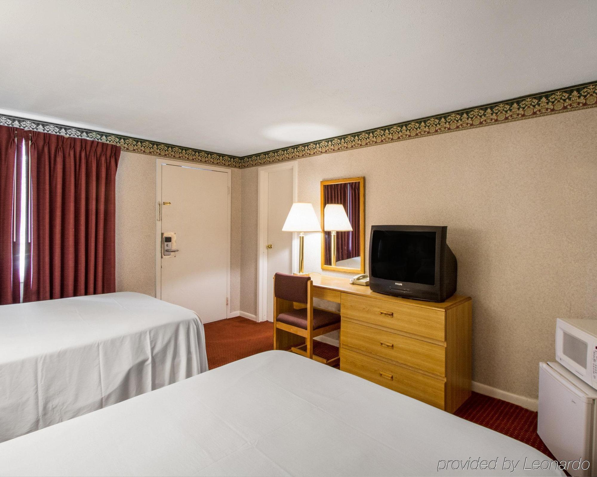 Econo Lodge Lee - Great Barrington מראה חיצוני תמונה